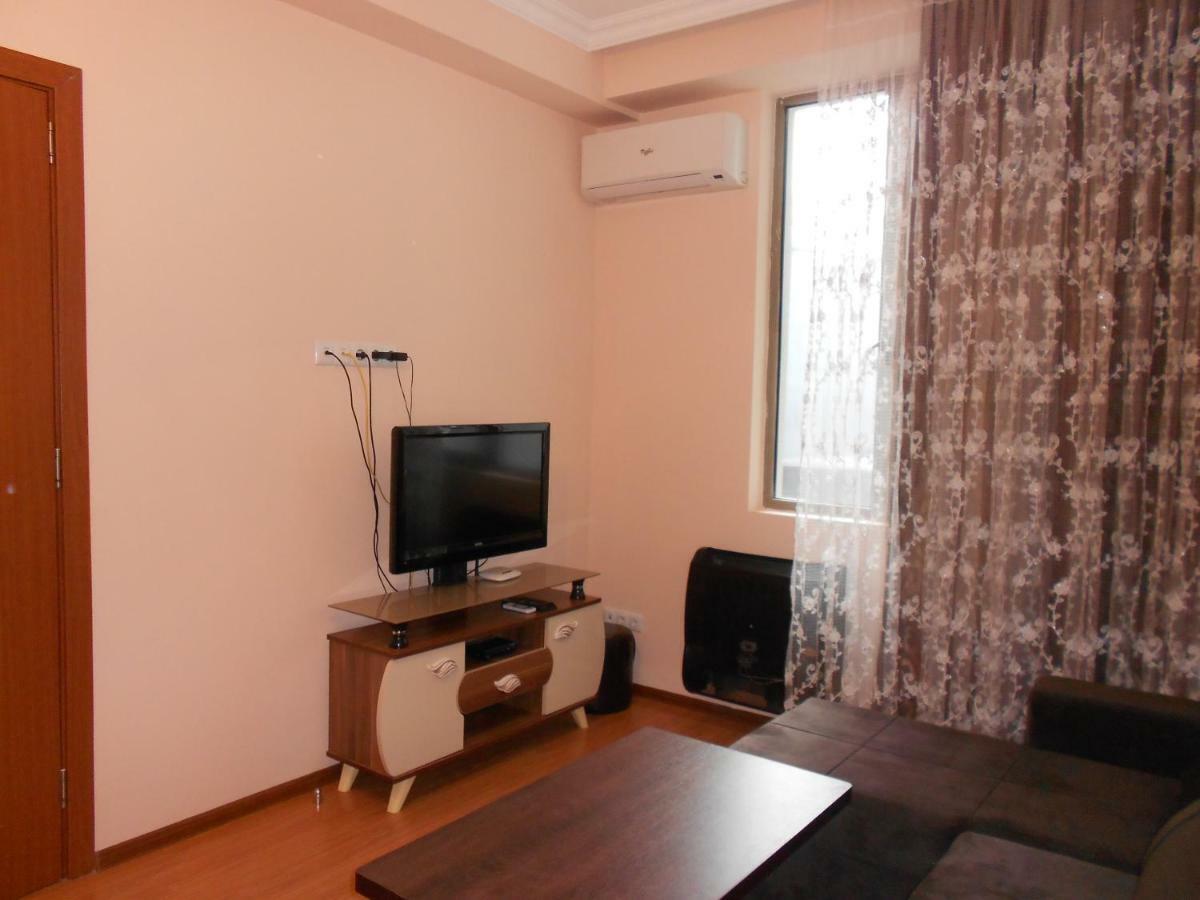 Two Bedroom Apartment Subtropic City Batumi Kültér fotó